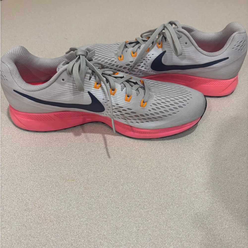 Nike Men’s Zoom Pegasus running Shoes size 11 - Picture 5 of 8